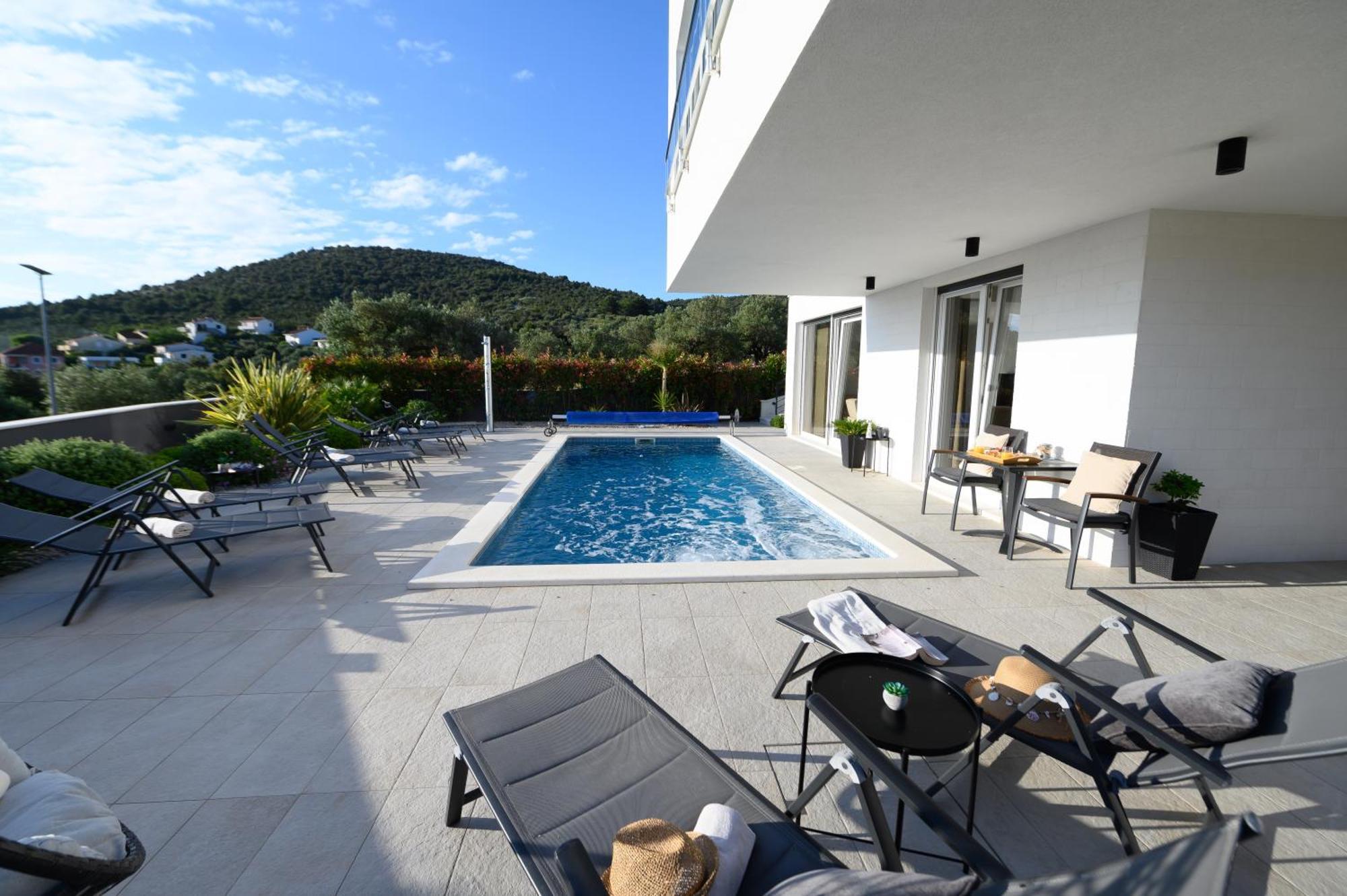 Villa Kapetanova Lanterna Luxury Apartment Barka With Heated Pool Vinišće 外观 照片